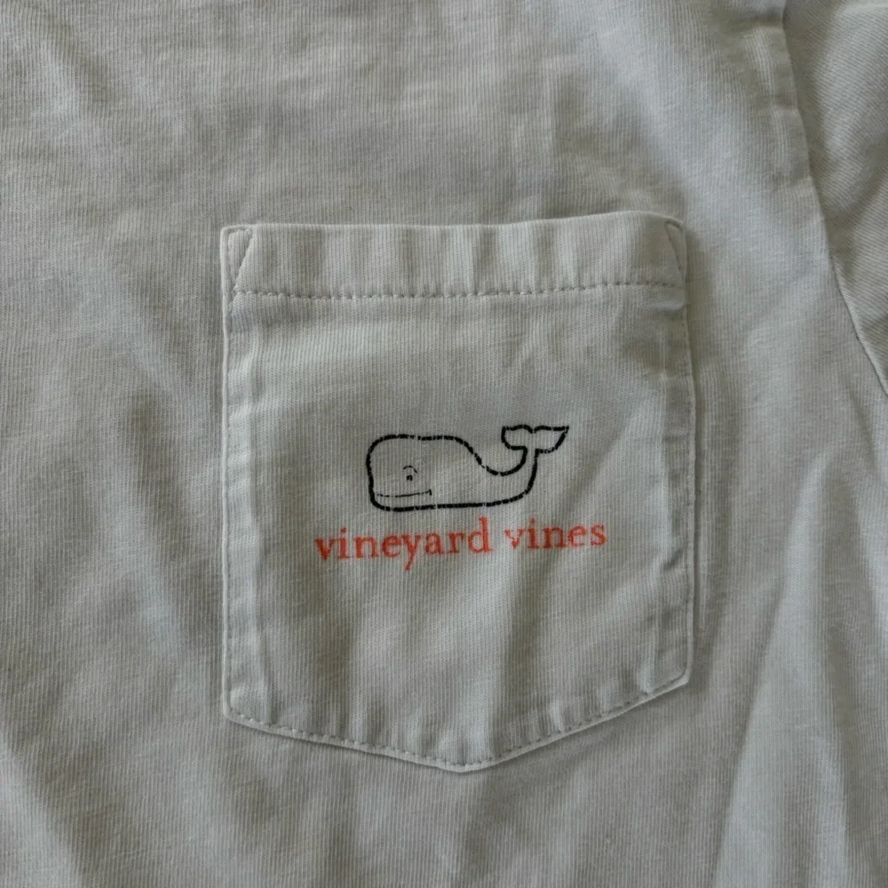 Vineyard Vines White Kids Long Sleeves T-Shirt - size XL - Picture 2 of 7